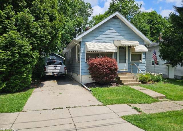 Property at 544 Day St, Ravenna, OH 44266, 2 beds, 1.5 baths
