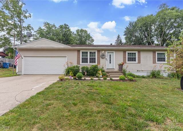 Property at 3486 Albrecht Ave, Akron, OH 44312, 3 beds, 2.5 baths