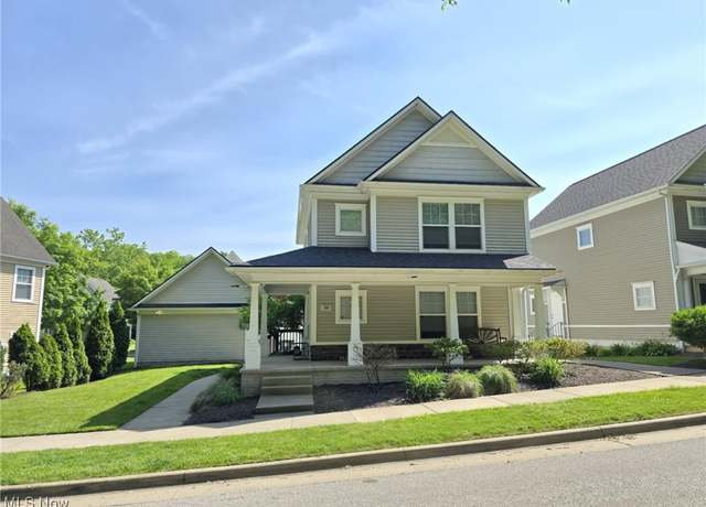 Property at 180 Elizabeth Pkwy, Akron, OH 44304, 4 beds, 3 baths