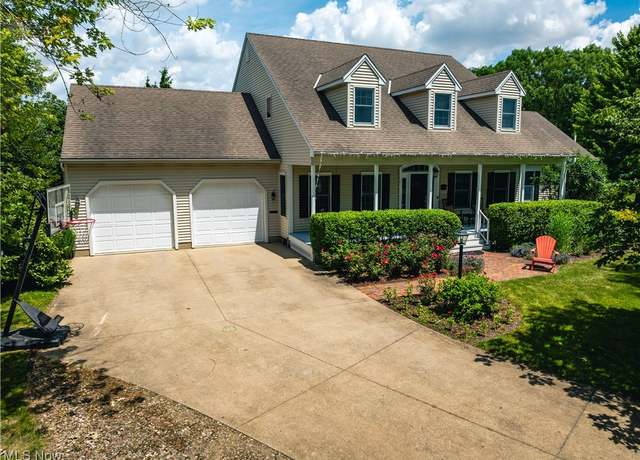 Property at 121 Sycamore Pl, Oberlin, OH 44074, 5 beds, 3.5 baths