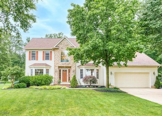 Property at 9422 Andrew Dr, Twinsburg, OH 44087, 4 beds, 2.5 baths