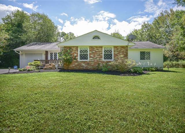 Property at 920 Marwin Dr, Hinckley, OH 44233, 3 beds, 1 bath