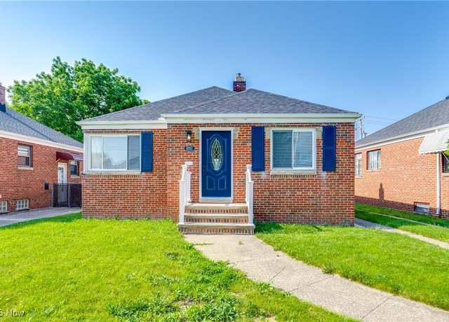 Property at 2112 Grovewood Ave, Parma, OH 44134, 3 beds, 1.5 baths