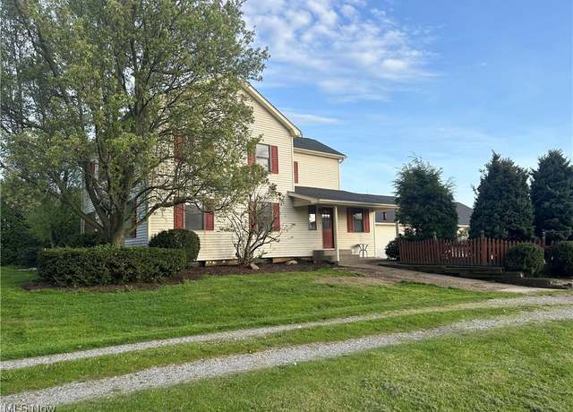 Property at 13000 Woodworth Rd, Springfield, OH 44443, 5 beds, 2.5 baths