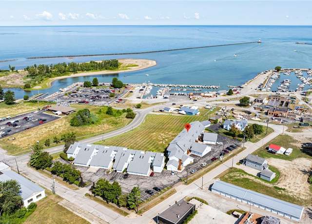 Property at 1025 Harbor St #23, Conneaut, OH 44030, 2 beds, 1.5 baths