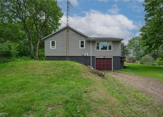 Property at 3461 Madora Ave, Akron, OH 44319, 4 beds, 1 bath