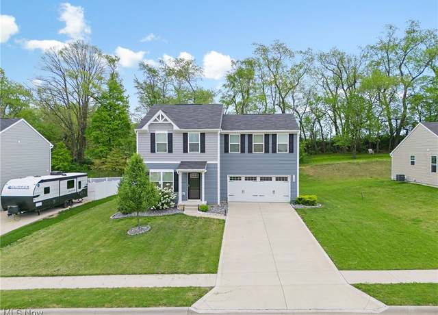 Property at 1306 Alpha St NW, Massillon, OH 44647, 4 beds, 2.5 baths