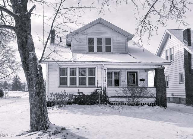 Property at 35 Erskine Ave, Boardman, OH 44512, 4 beds, 2 baths