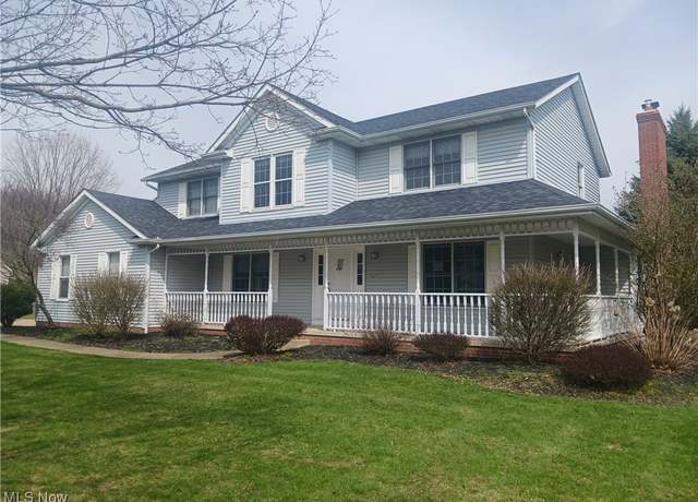 Property at 6567 Oakbridge Ave NW, North Canton, OH 44720, 4 beds, 2.5 baths