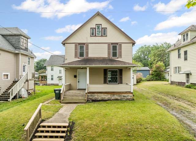 Property at 551 S South St, Alliance, OH 44601, 4 beds, 1.5 baths