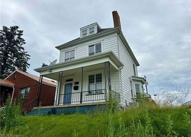 Property at 1333 Ridge Ave, Steubenville, OH 43952, 3 beds, 1.5 baths