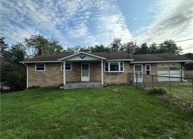 Property at 134 Hanover Ln, New Cumberland, WV 26047, 3 beds, 2 baths
