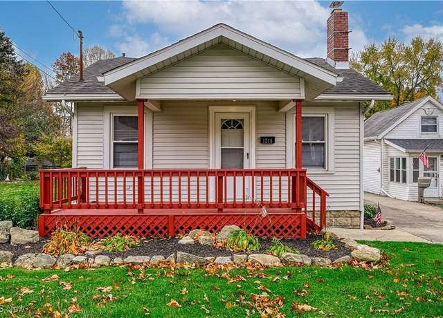 Property at 1210 Chester Ave, Akron, OH 44314, 2 beds, 1 bath