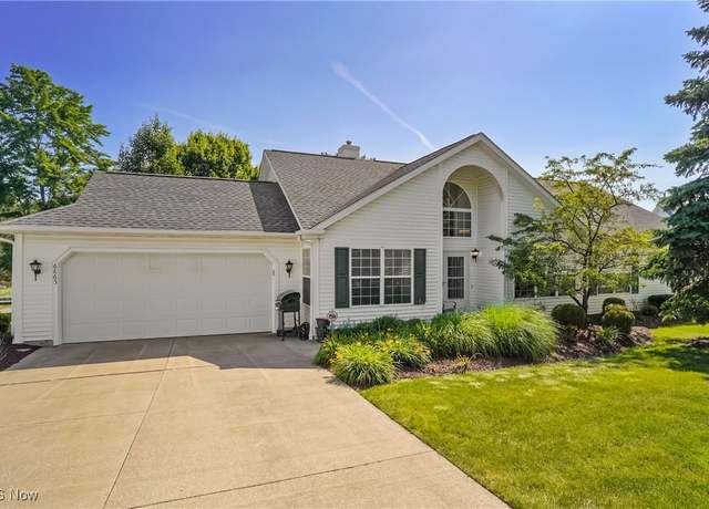 Property at 6865 Hidden Lake Trl, Brecksville, OH 44141, 2 beds, 2 baths