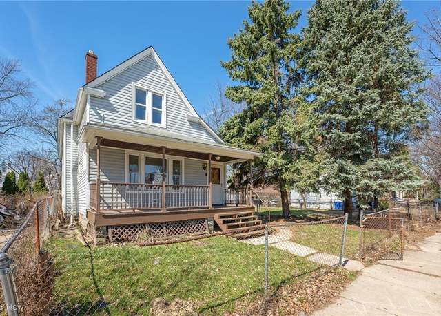 Property at 2142 W 95th St, Cleveland, OH 44102, 6 beds, 2 baths