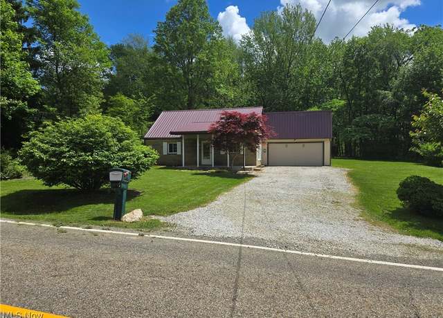 Property at 355 N Elm Ave, Tallmadge, OH 44278, 4 beds, 1 bath