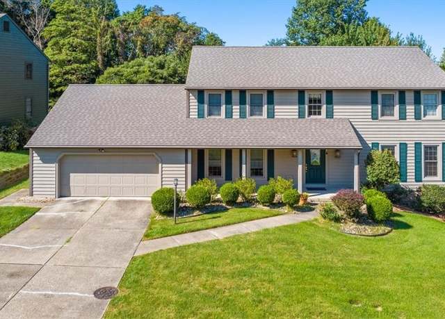 Property at 1302 Greenmont Hills Dr, Vienna, WV 26105, 5 beds, 3.5 baths
