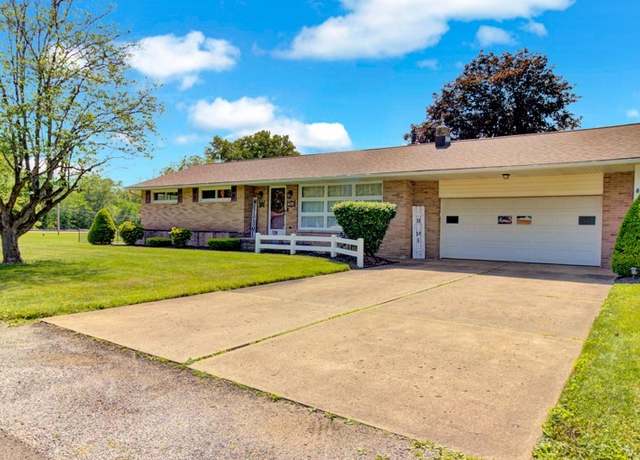 Property at 5168 Willow Dr NW, Malvern, OH 44644, 3 beds, 1.5 baths
