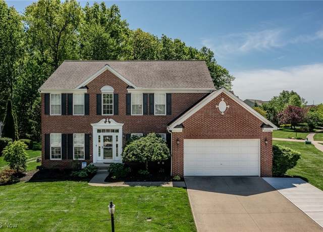 Property at 31500 Winners Cir, Avon Lake, OH 44012, 4 beds, 3 baths