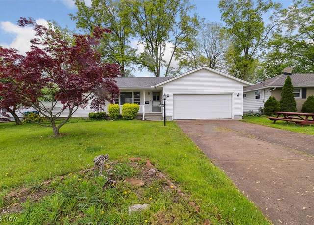 Property at 1506 W 41st St, Lorain, OH 44053, 3 beds, 1.5 baths