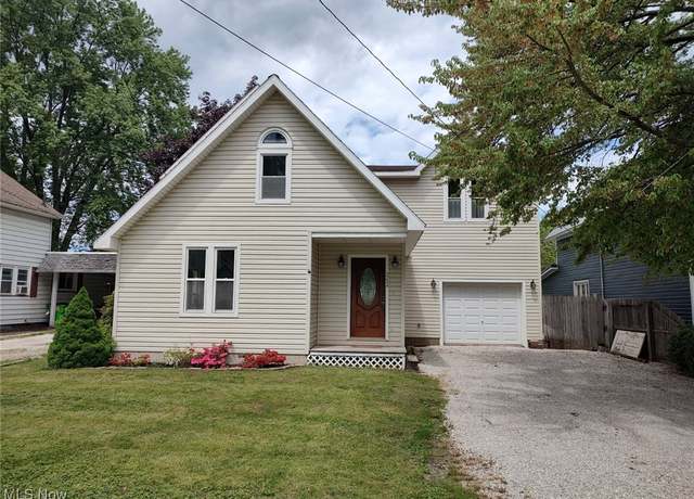 Property at 262 High St, Conneaut, OH 44030, 3 beds, 2 baths