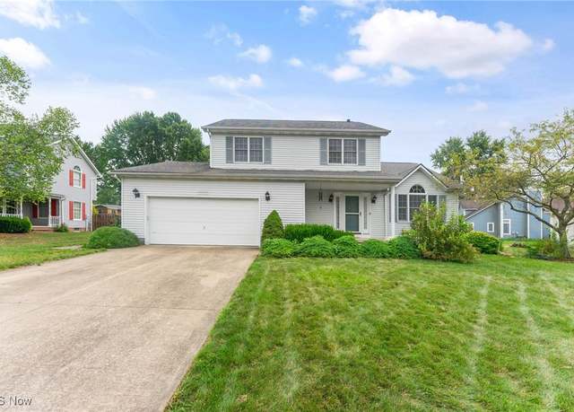 Property at 5110 Sabrina Ln NW, Warren, OH 44483, 3 beds, 2.5 baths