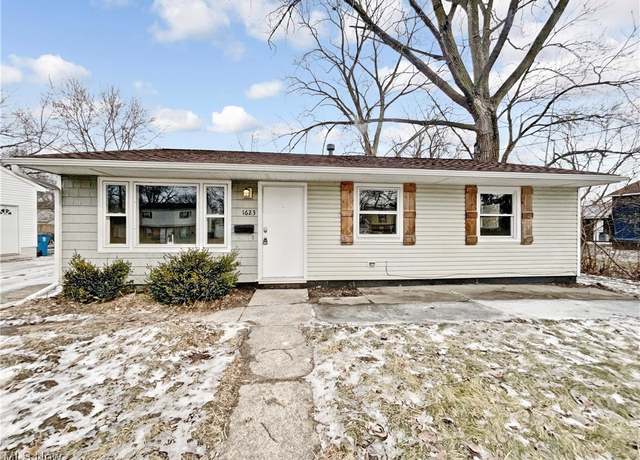 Property at 1623 Nevada Ave, Lorain, OH 44052, 3 beds, 1 bath