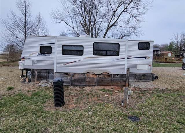 Property at 54780 Opossum Run Rd Unit 2377/2370, Senecaville, OH 43780