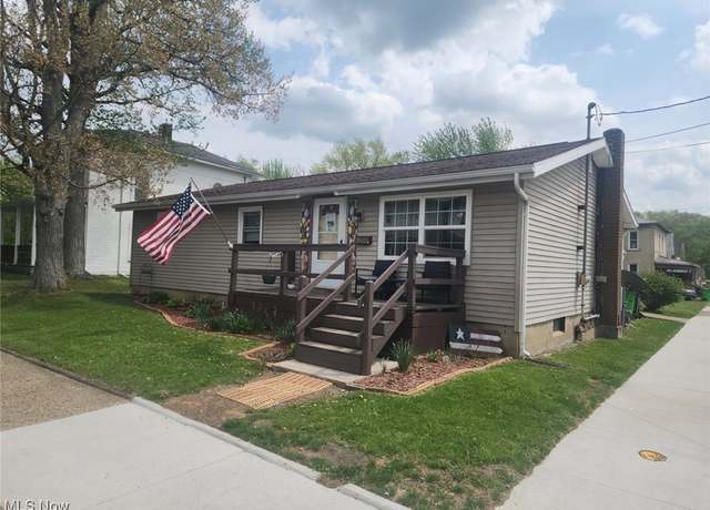 Property at 510 E 3rd St, Uhrichsville, OH 44683, 3 beds, 1 bath