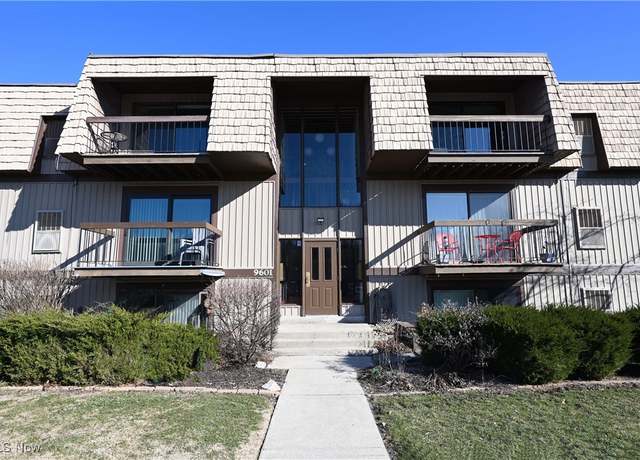 Property at 9601 Sunrise Blvd, North Royalton, OH 44133, 2 beds, 1.5 baths