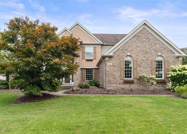 Property at 2916 Alling Dr, Twinsburg, OH 44087, 4 beds, 3 baths