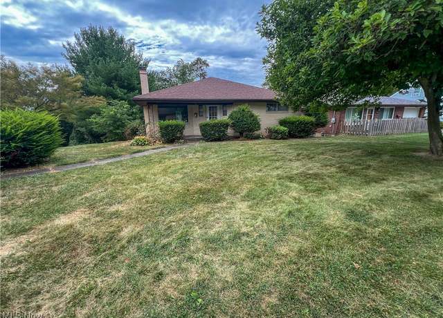 Property at 746 Buena Vista Blvd, Steubenville, OH 43952, 2 beds, 2 baths