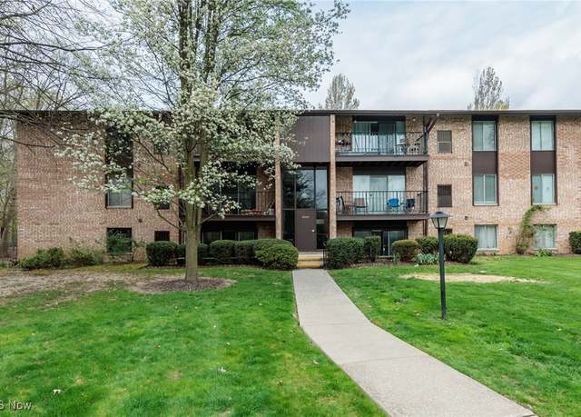 Property at Undisclosed address, Middleburg Heights, OH 44130, 2 beds, 1 bath