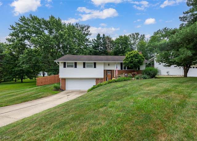 Property at 19445 Lunn Rd, Strongsville, OH 44149, 3 beds, 2 baths