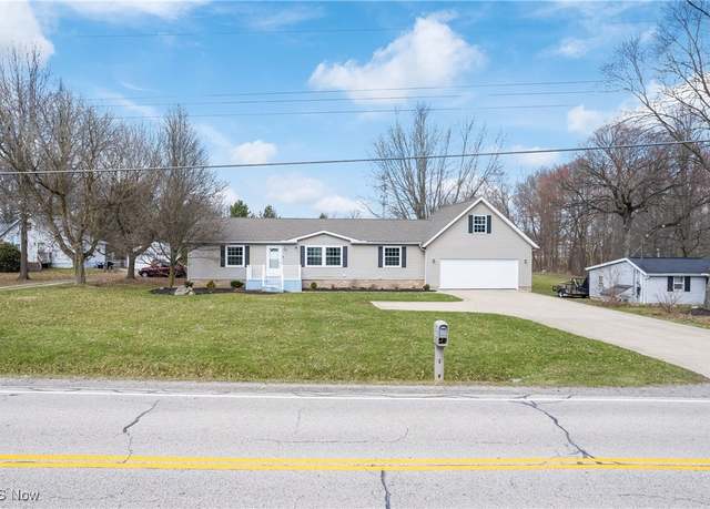Property at 851 Newton St, Tallmadge, OH 44278, 3 beds, 2 baths
