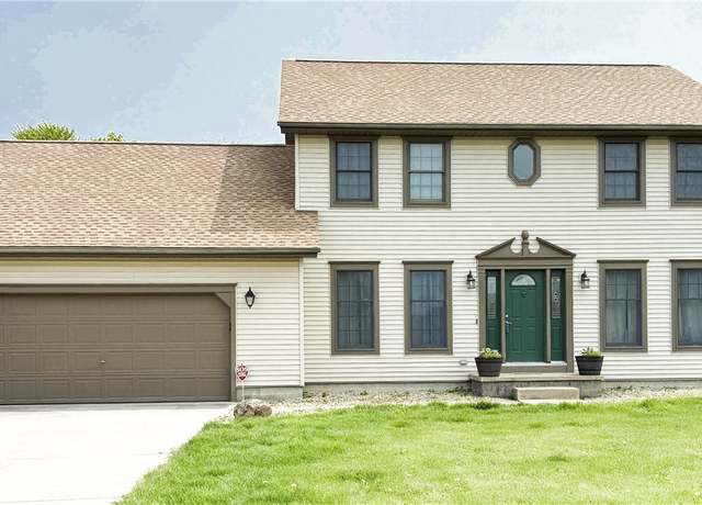 Property at 11737 Gladstone Rd SW, North Jackson, OH 44451, 3 beds, 2.5 baths