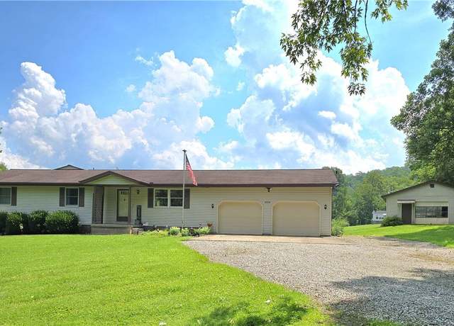 Property at 2650 Darlington Dr, Zanesville, OH 43701, 3 beds, 2 baths