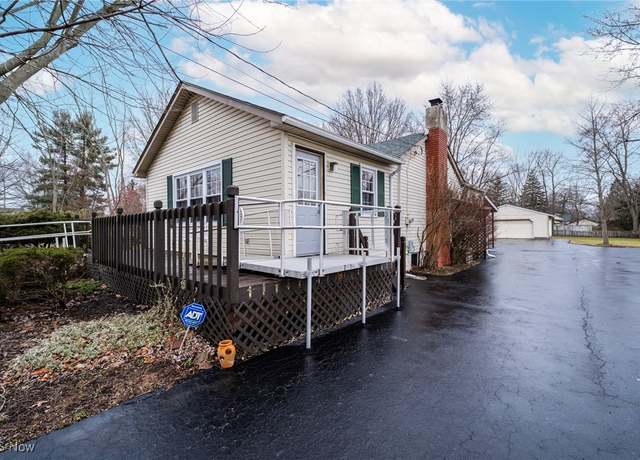 Property at 4916 Hiram Ave NW, Warren, OH 44483, 3 beds, 1 bath