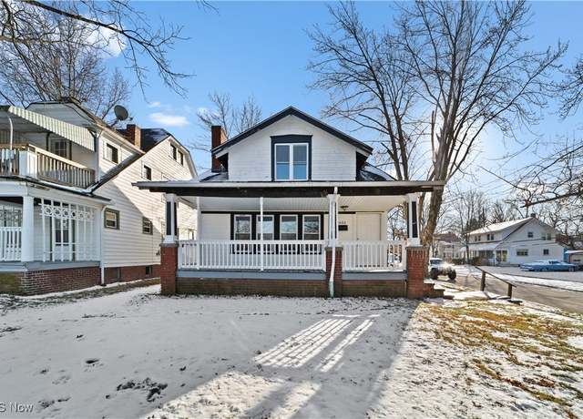 Property at 12602 Thornhurst Ave, Garfield Heights, OH 44105, 4 beds, 1.5 baths