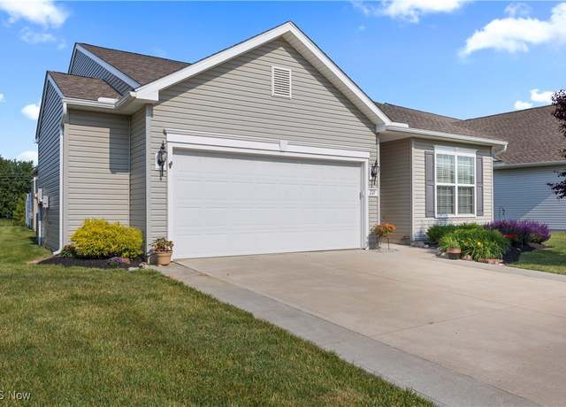 Property at 221 Kensington Way, Elyria, OH 44035, 2 beds, 2 baths