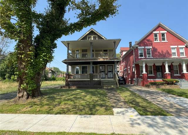 Property at 1102 E 99th St, Cleveland, OH 44108, 6 beds, 3 baths