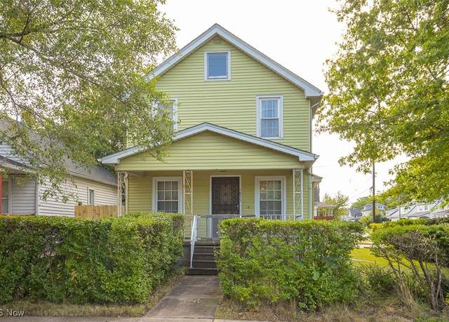 Property at 1855 Washington Ave, Lorain, OH 44052, 5 beds, 2 baths