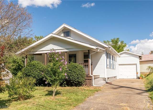 Property at 1705 30th St NW, Canton, OH 44709, 2 beds, 1 bath