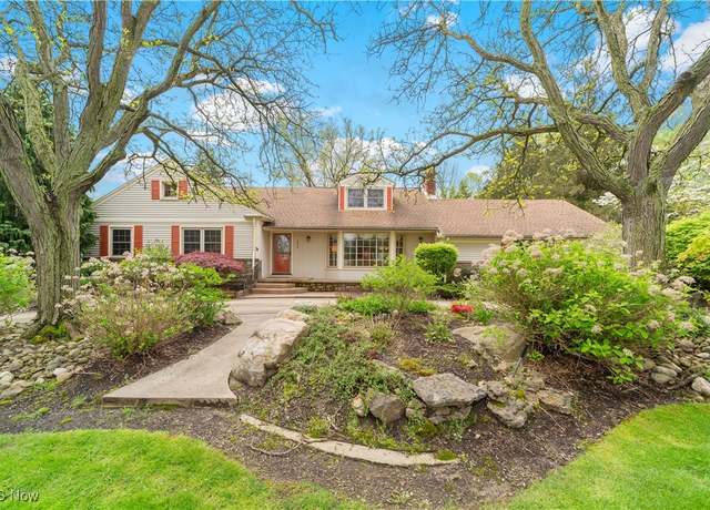 Property at 26016 Fairmount Blvd, Beachwood, OH 44122, 4 beds, 2.5 baths
