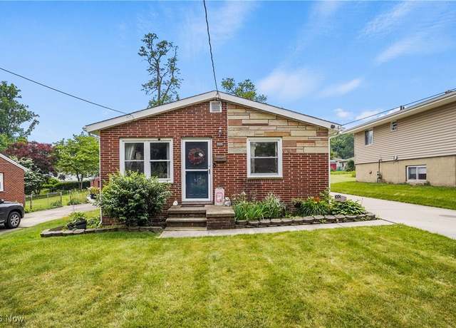 Property at 2374 Briner Ave, Akron, OH 44305, 3 beds, 1.5 baths
