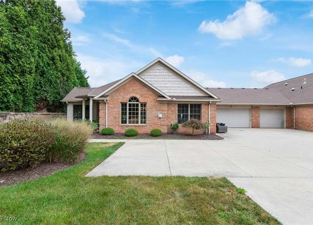 Property at 1240 Saint Abigail St SW, Hartville, OH 44632, 3 beds, 2 baths