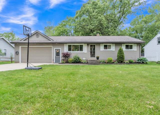 Property at 6254 Mackenzie Rd, North Olmsted, OH 44070, 3 beds, 1.5 baths