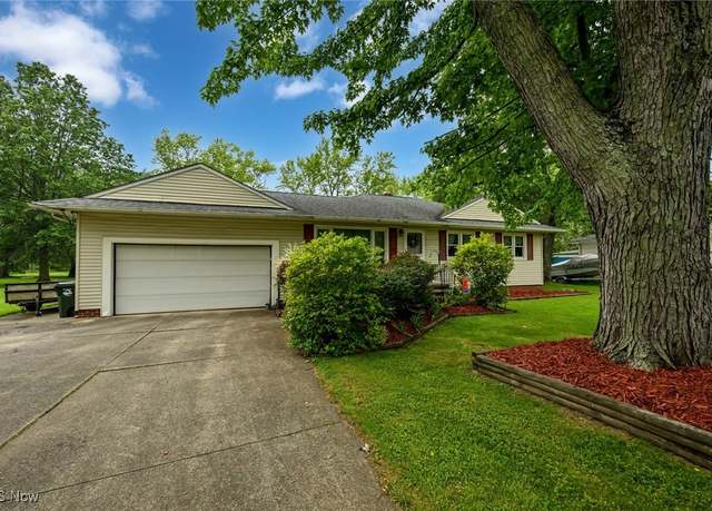 Property at 12022 Albion Rd, North Royalton, OH 44133, 3 beds, 1 bath