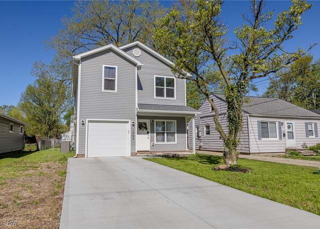Property at 1264 E 343rd St, Eastlake, OH 44095, 3 beds, 2.5 baths