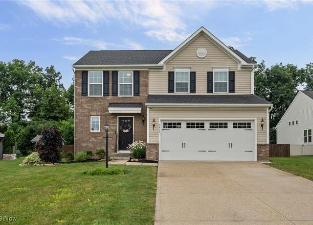 Property at 5477 Wightman Cir, Medina, OH 44256, 3 beds, 2.5 baths